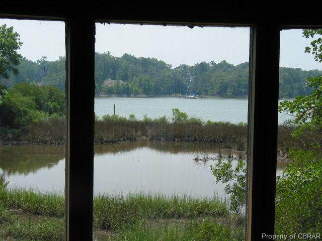 0012 Stillwater Drive - Photo 1