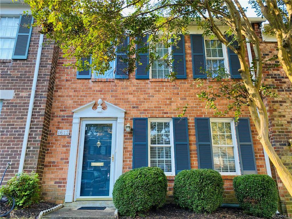 1613 Congressional Court - Photo 1