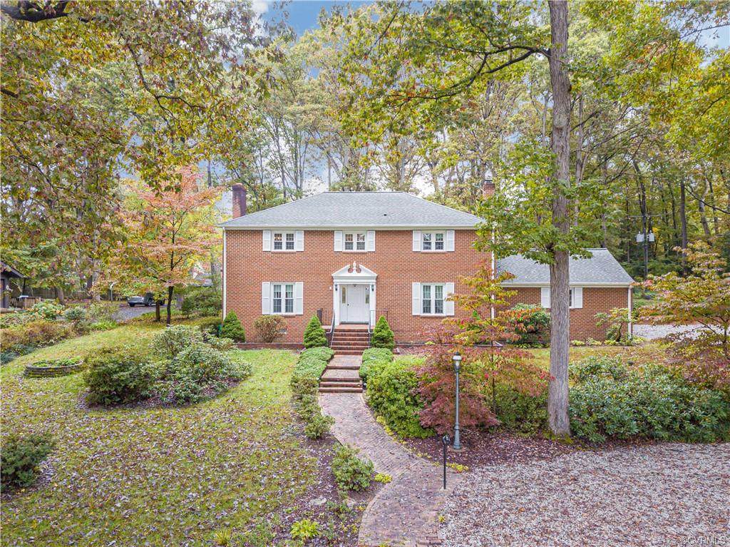 1910 Providence Road - Photo 1