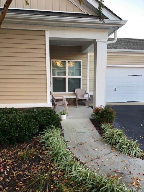 11006 Lantern Way - Photo 1