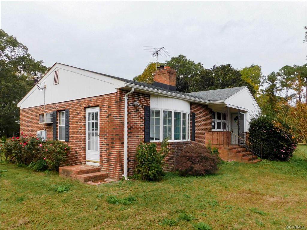 7036 Potter Lane - Photo 1