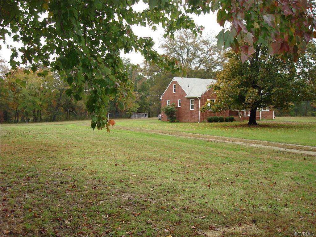 8101 Baldwin Creek Road - Photo 1