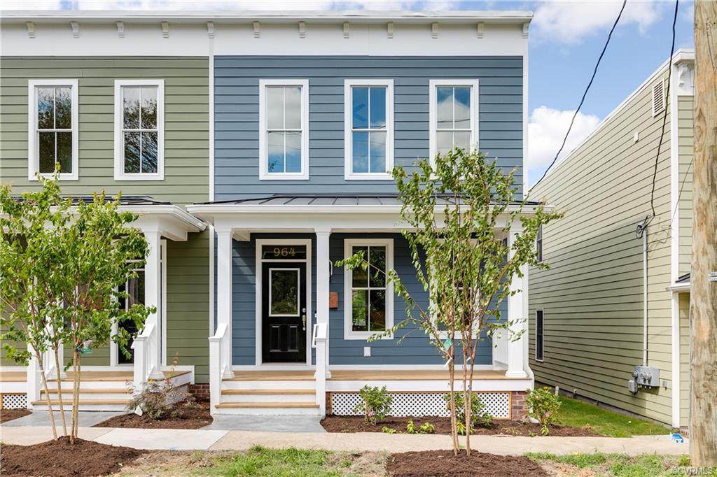964 Pink Street - Photo 1