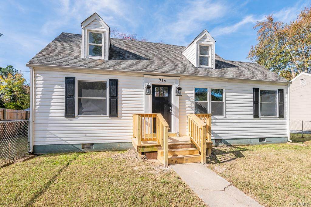 916 Hill Top Drive - Photo 1