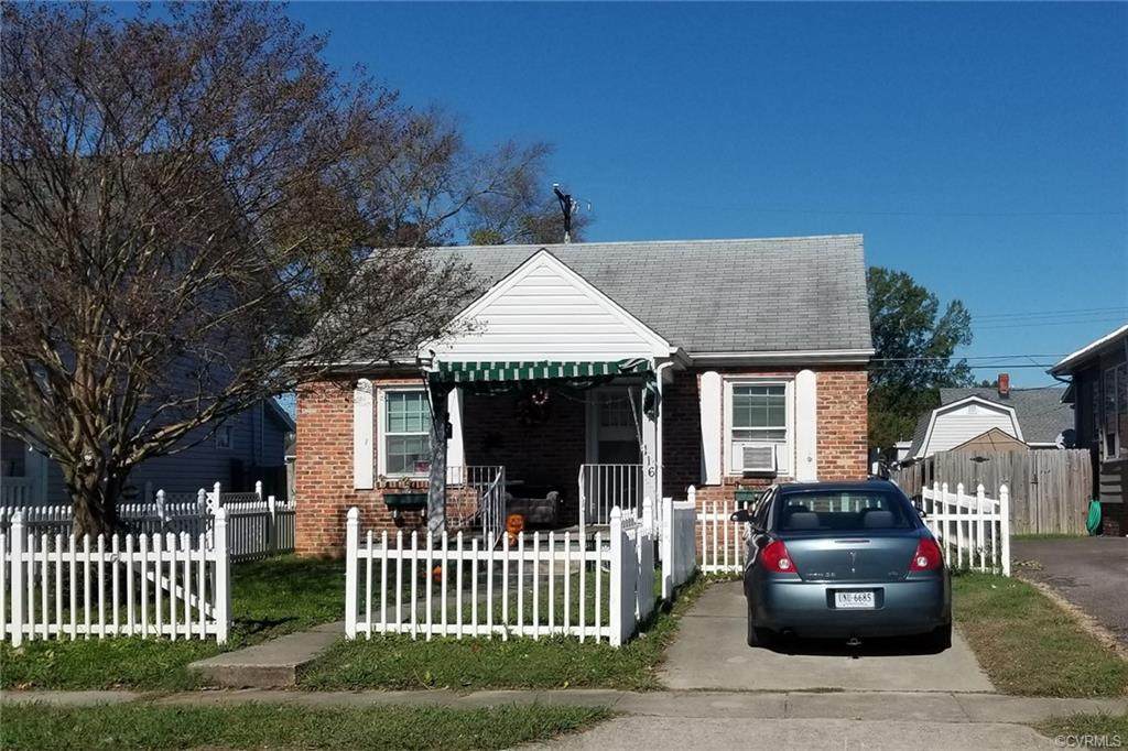 116 Suffolk Avenue - Photo 1