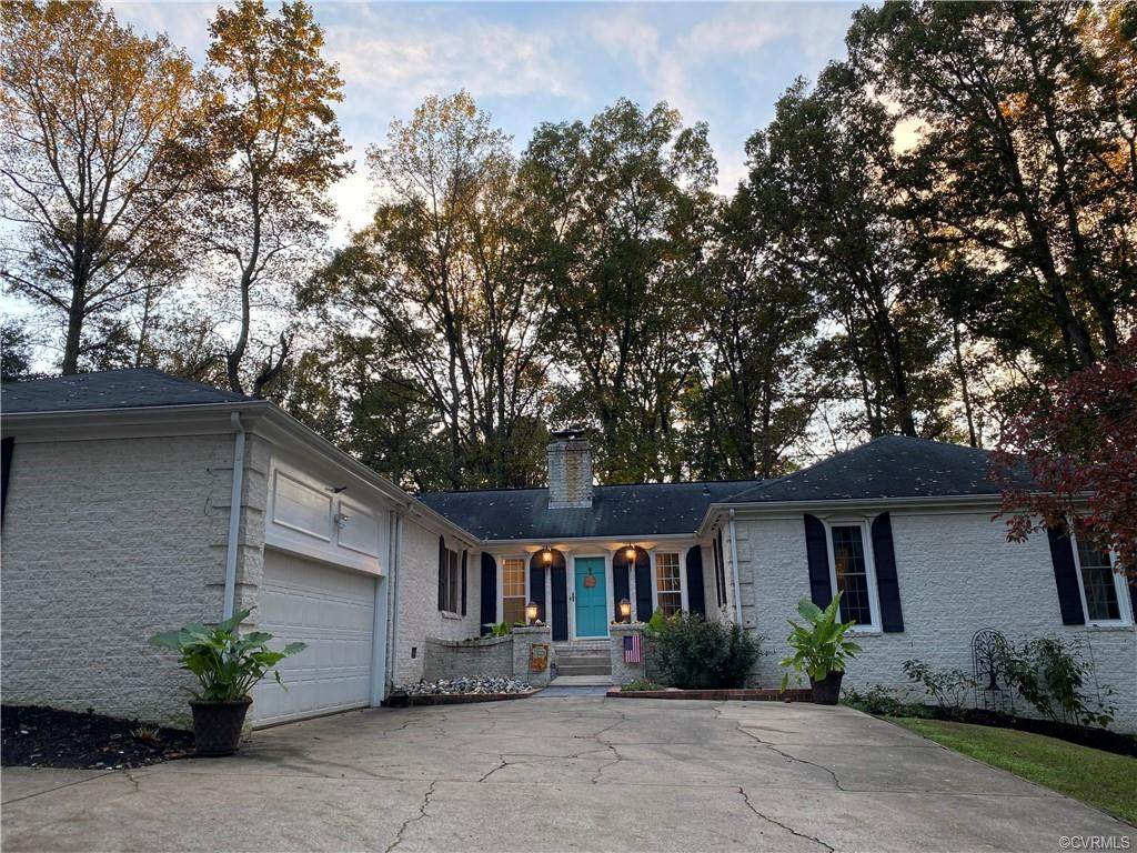 1817 Roundfield Lane - Photo 1