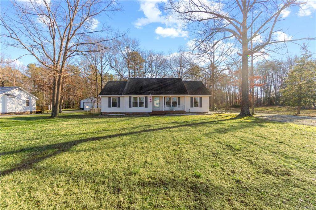 114 Apache Road - Photo 1