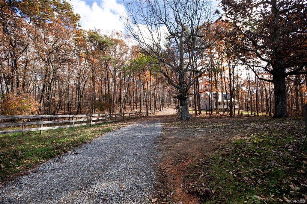 3558 Meadow Creek Road - Photo 1