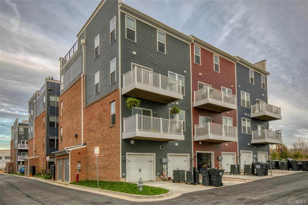 1 Flatwater Row - Photo 1