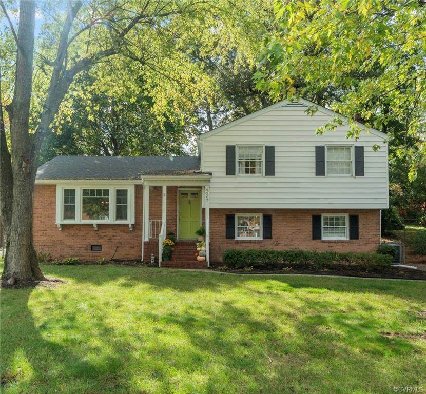 9507 Ridgefield Road - Photo 1