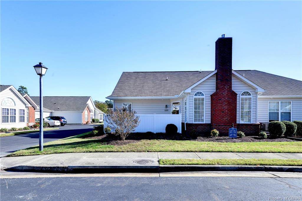 125 Villa Drive - Photo 1