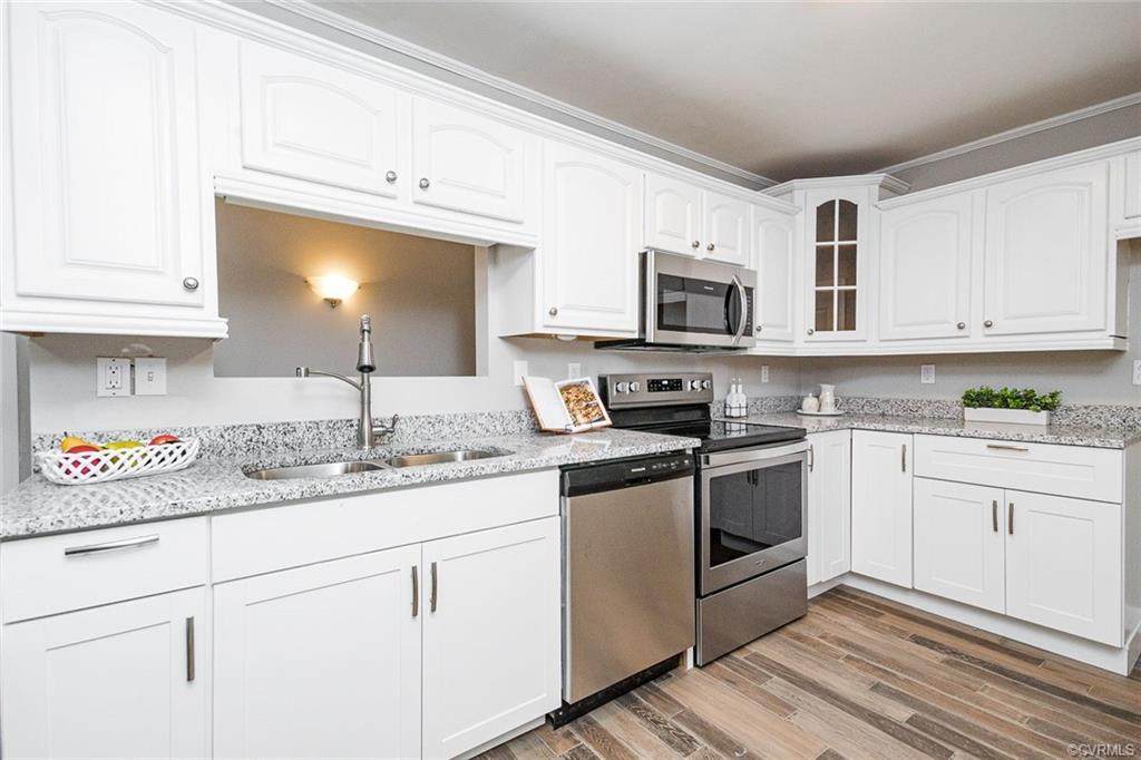 3509 Platinum Road - Photo 1