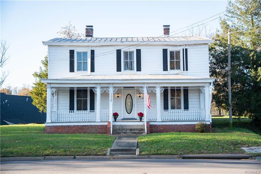 5635 Forest Hill Avenue - Photo 1