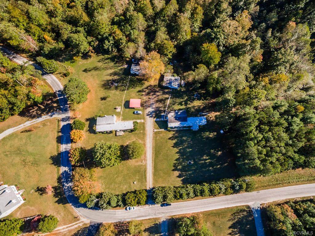 712 710 Deep Landing Road - Photo 1