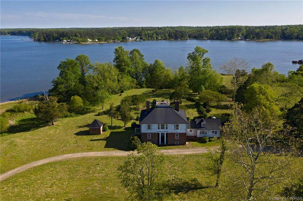 476 Fairfield - Photo 1