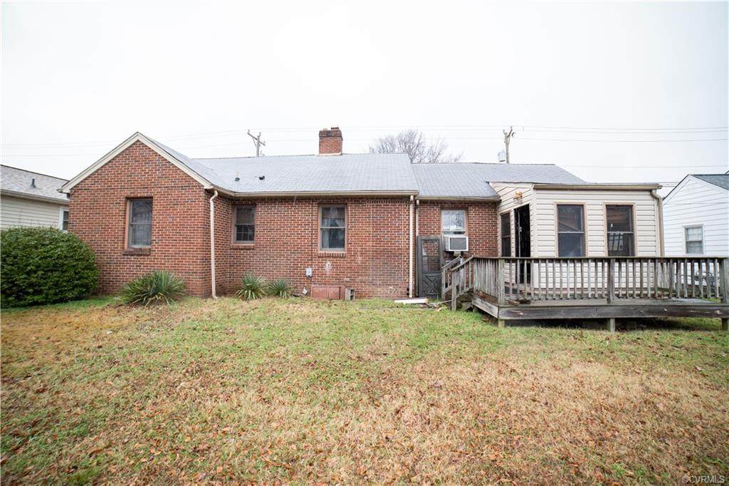 213 Lakeview Avenue - Photo 1