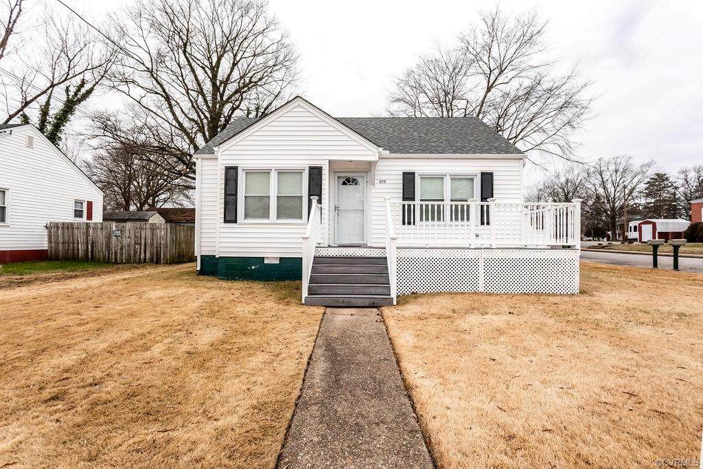 102 25th Avenue - Photo 1