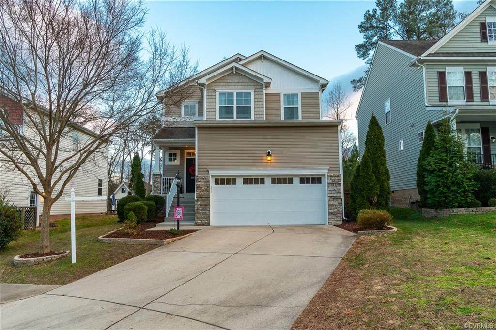 8907 Hollycroft Court - Photo 1