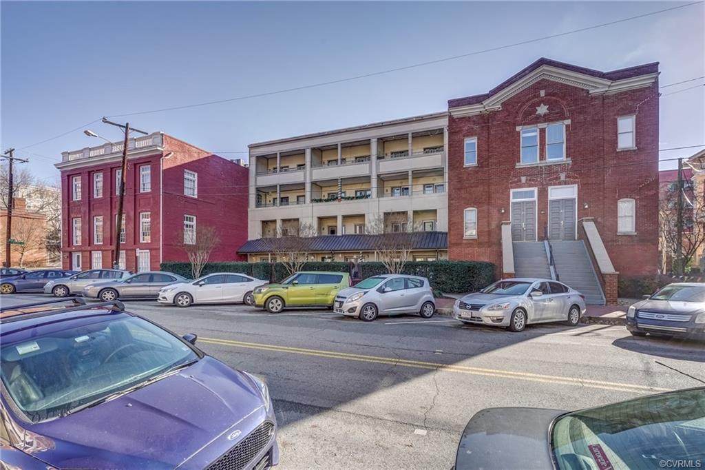 215 19th Street - Photo 1
