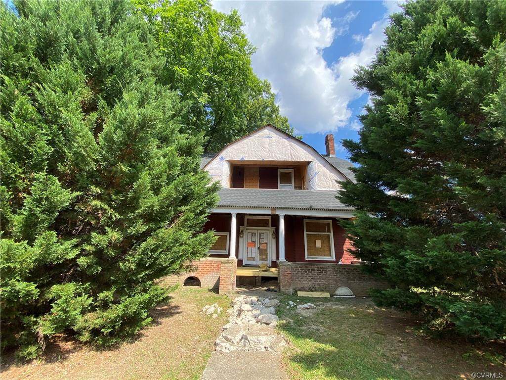 2213 3rd Avenue - Photo 1