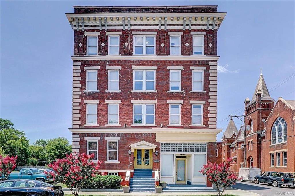 1301 Porter Street - Photo 1