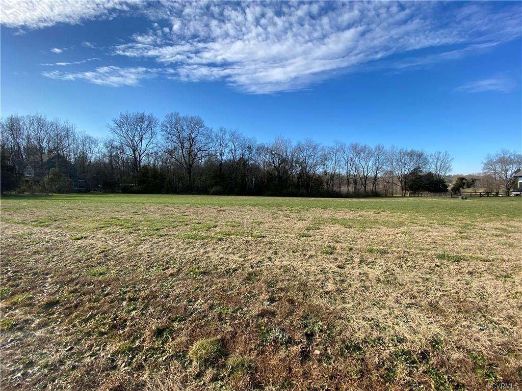 3344 Meadow Circle - Photo 1