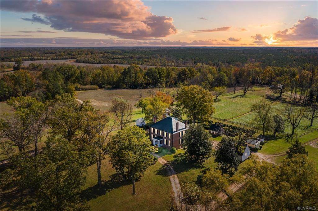 18204 Sparta Road - Photo 1
