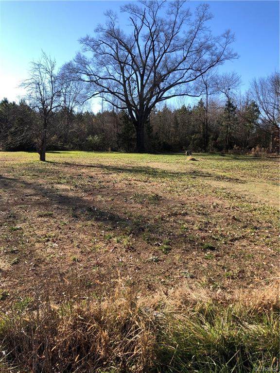 108-12 2 Dawn Boulevard - Photo 1