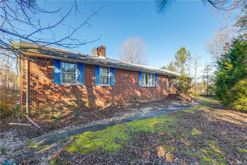 9045 Woodlawn Drive - Photo 1