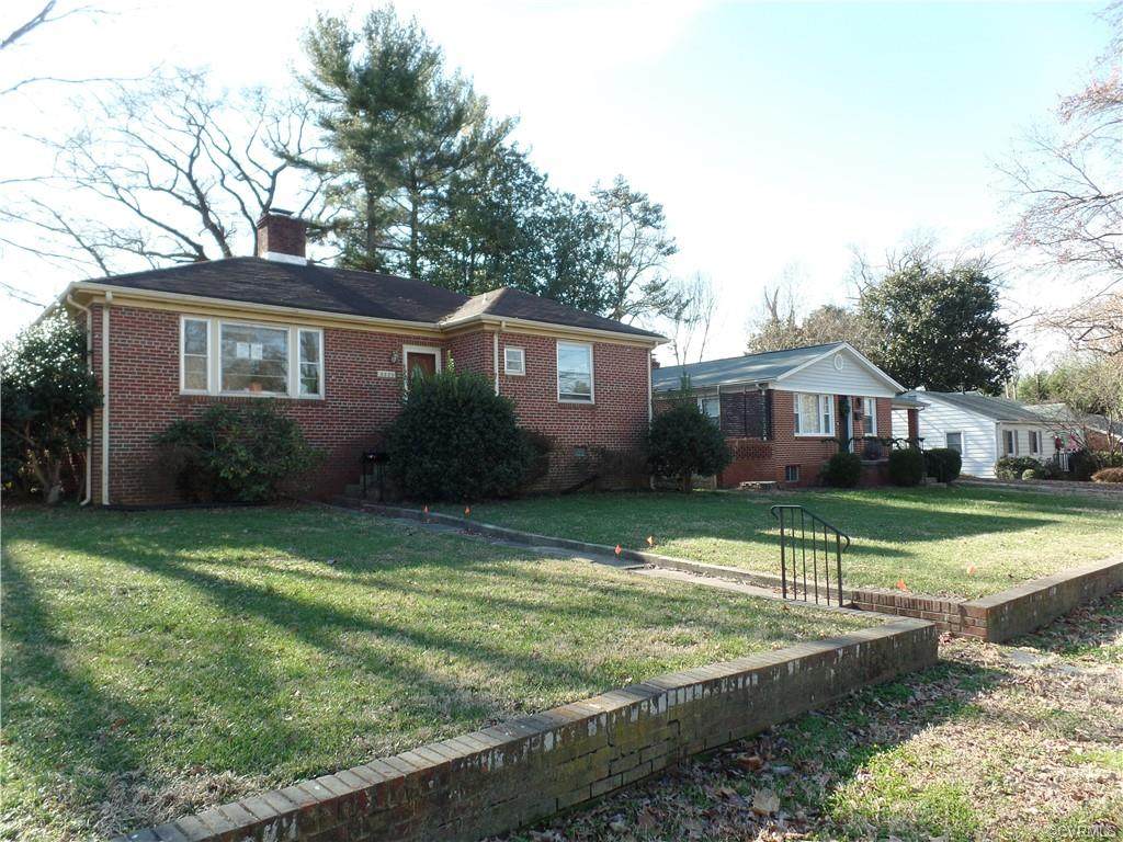 3223 Douglasdale Road - Photo 1