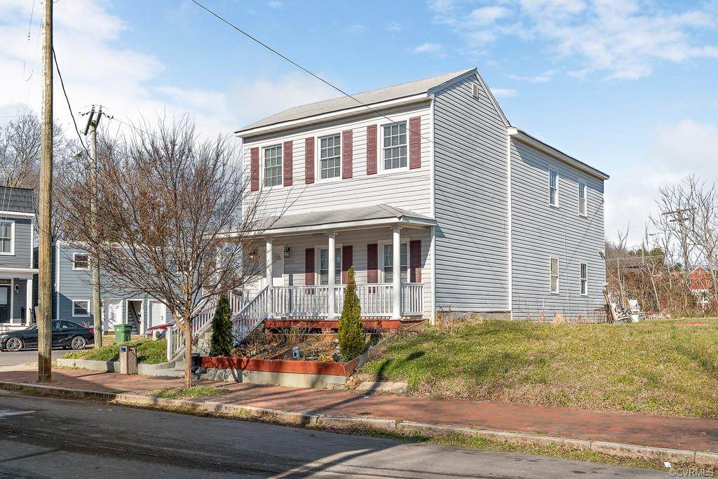 2200 Cedar Street - Photo 1
