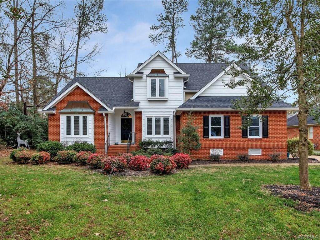 119 Comstock Drive - Photo 1