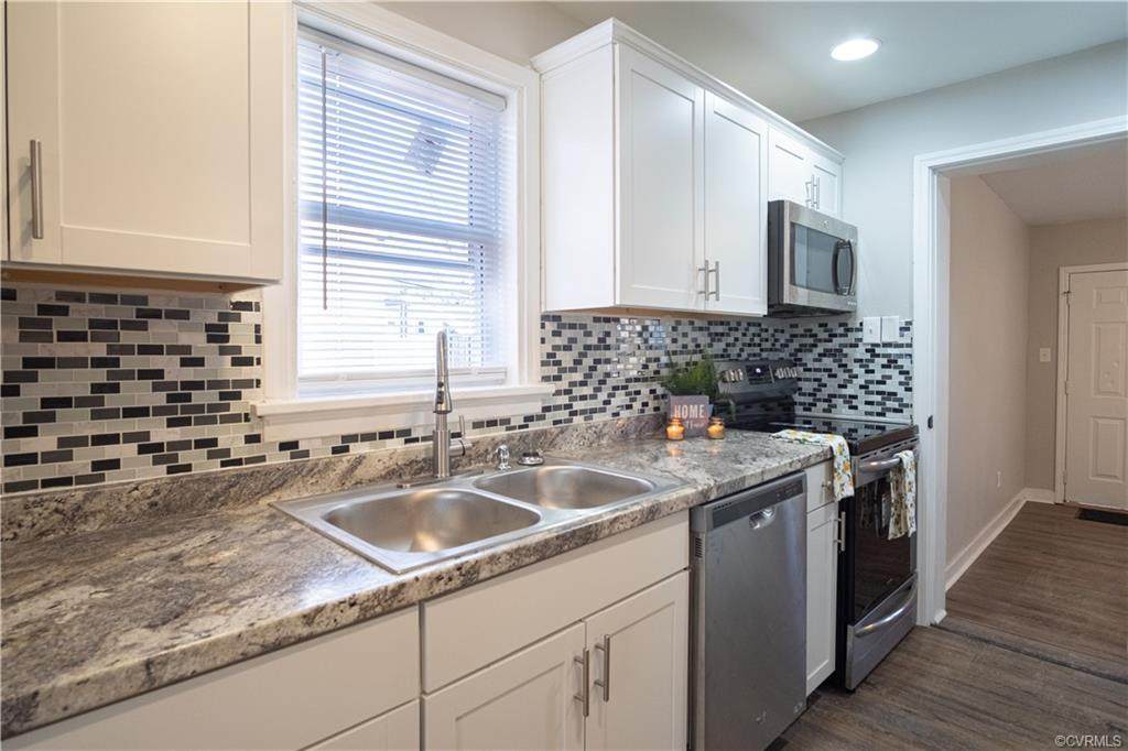 2117 Mimosa Street - Photo 1