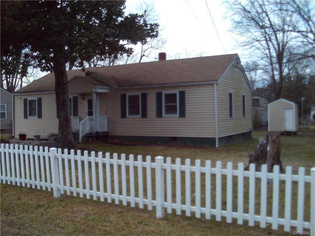 1117 8th Street - Photo 1