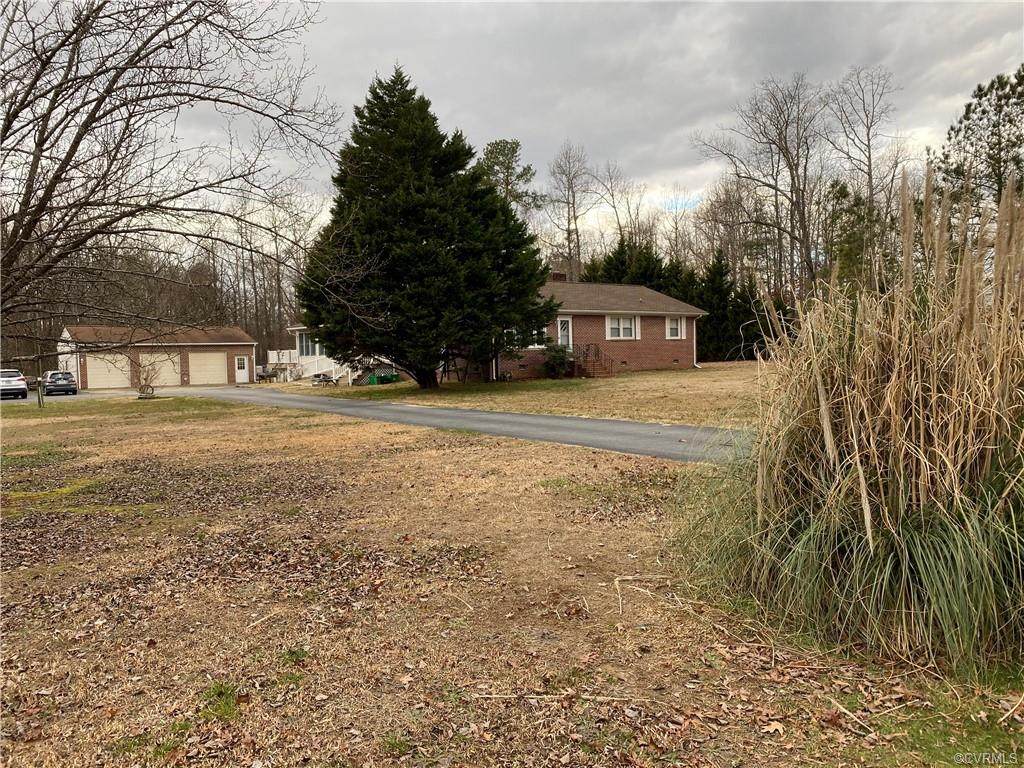 11560 Greenwood Road - Photo 1