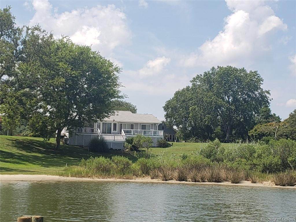 46 Blue Bird Lane - Photo 1