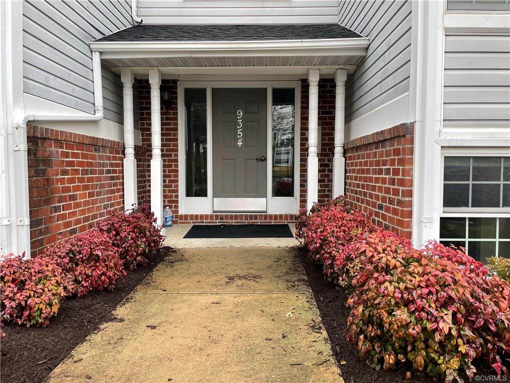 9354 Castle York Court - Photo 1