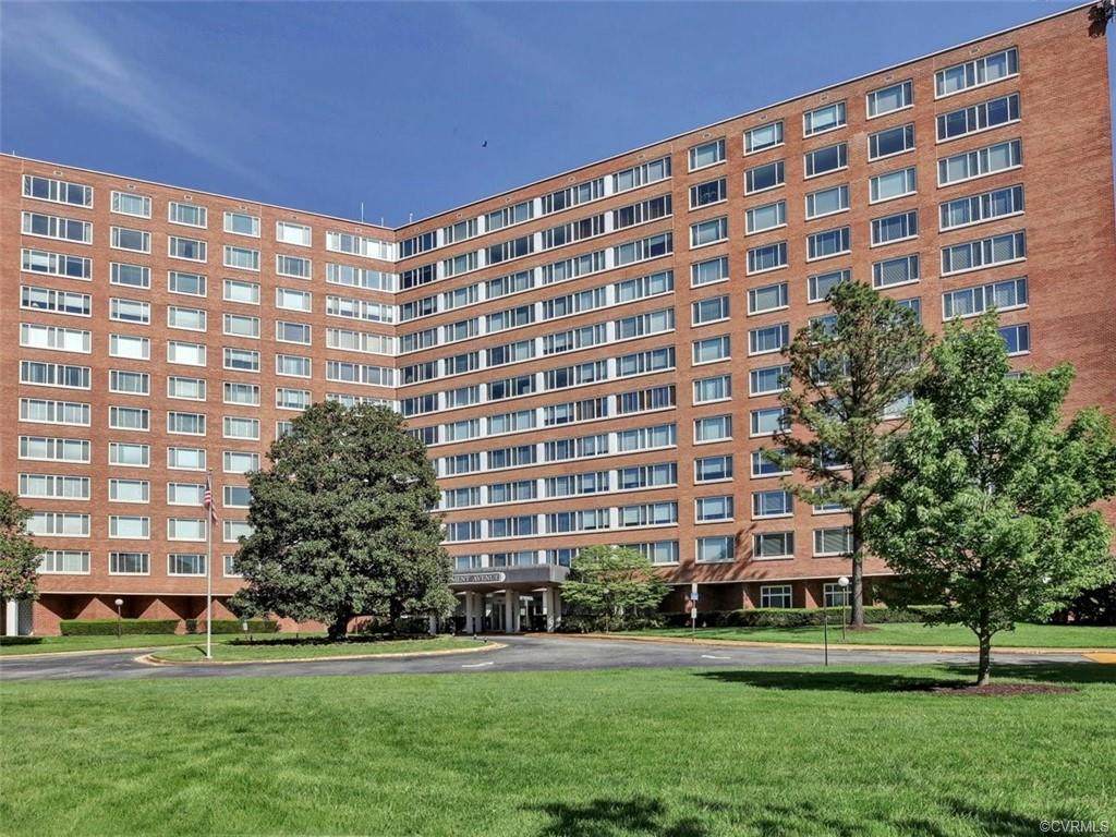 5100 Monument Avenue - Photo 1