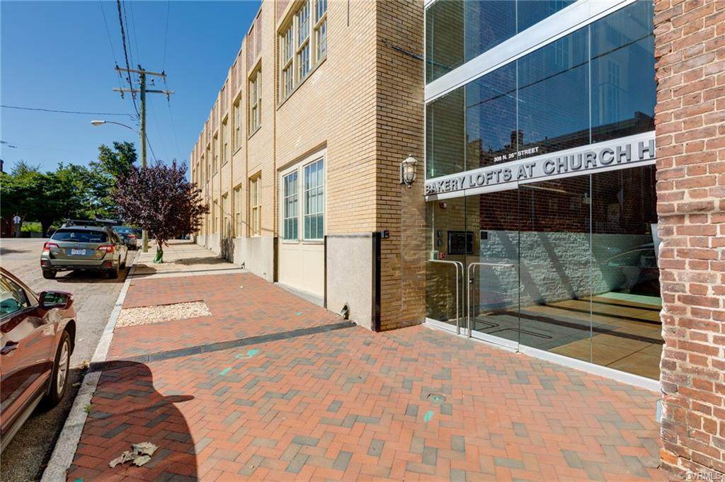 306 26th Street - Photo 1