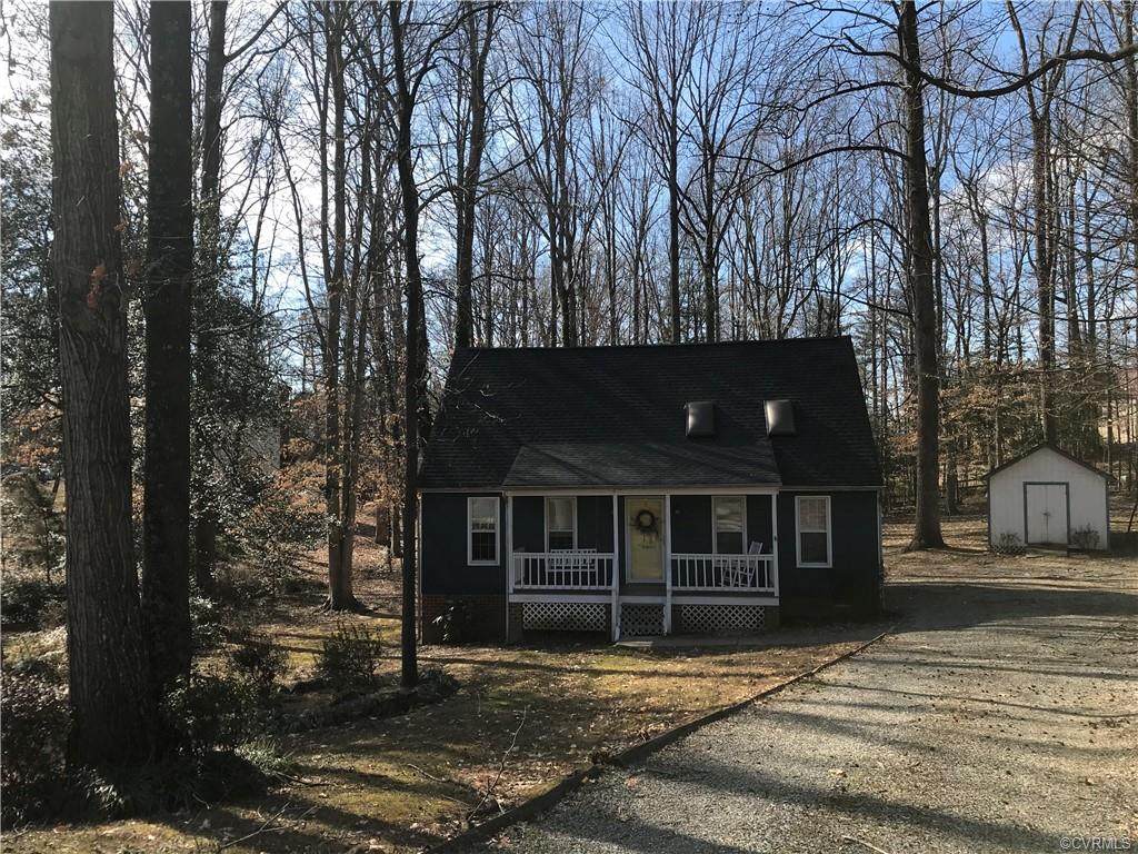 6902 Deer Run Lane - Photo 1