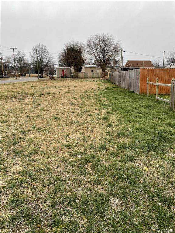 2016 Carver Street - Photo 1