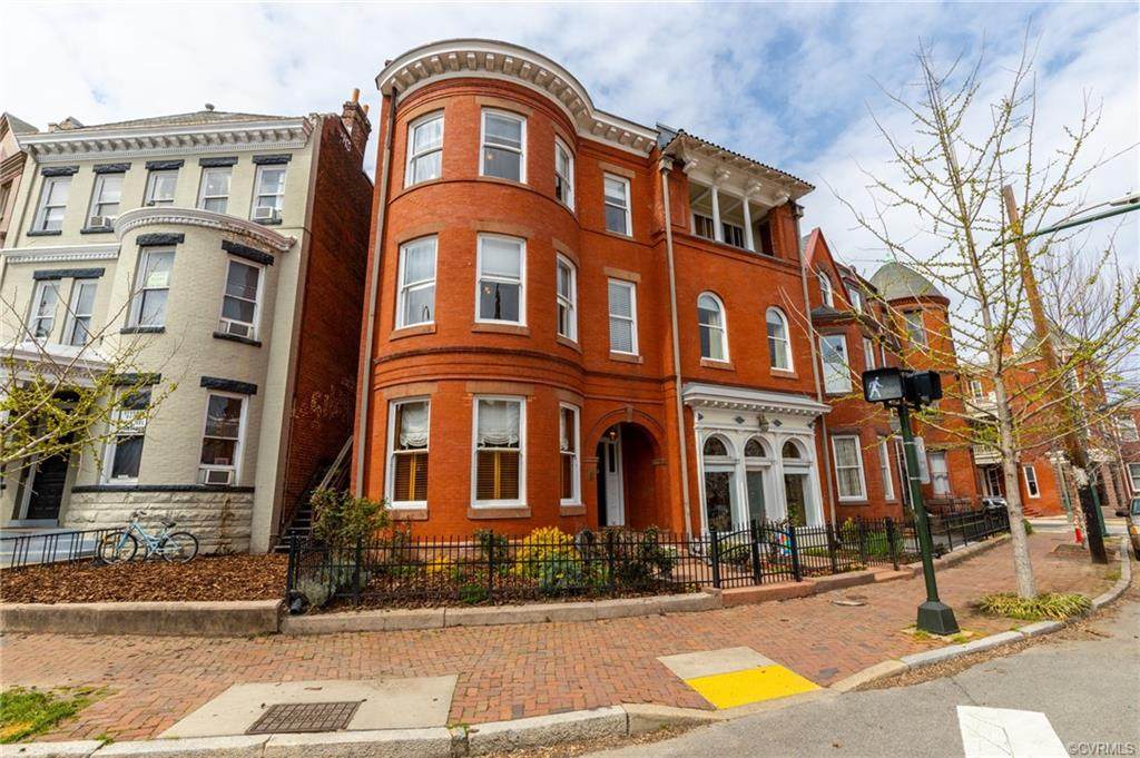 1100 Grove Avenue - Photo 1