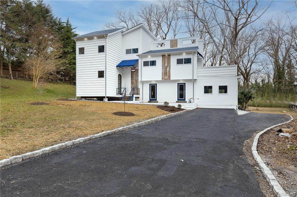 5824 Riverside Drive - Photo 1