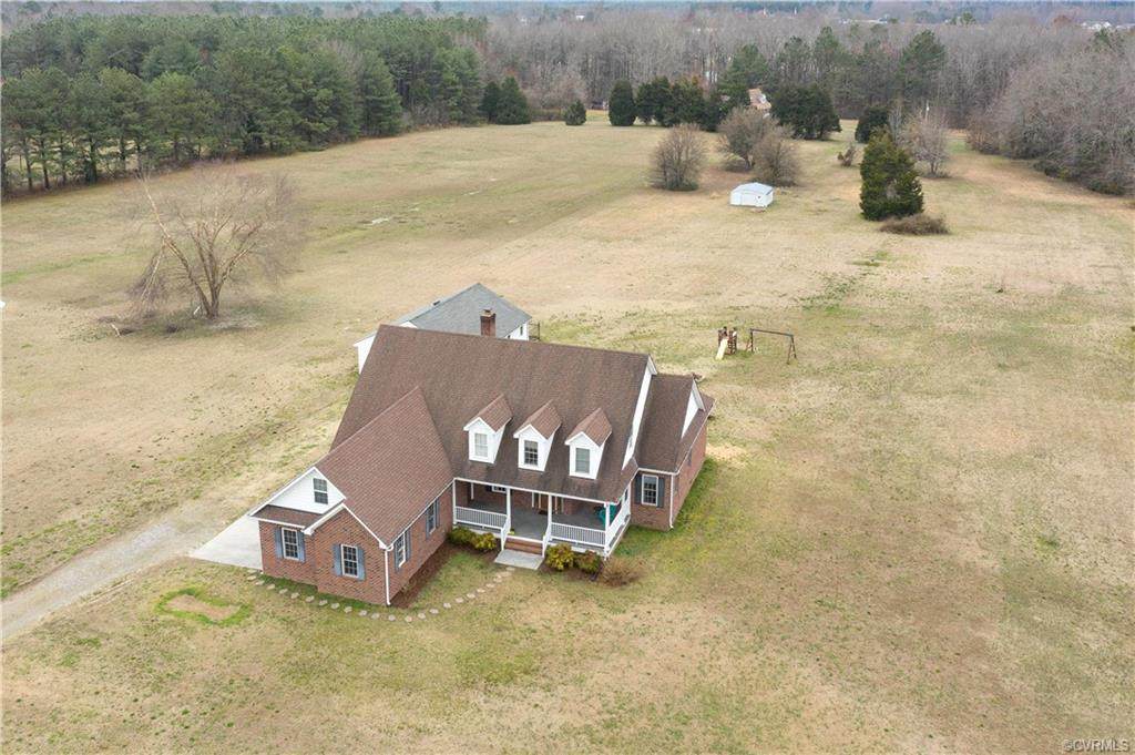 5911 Larchwood Drive - Photo 1
