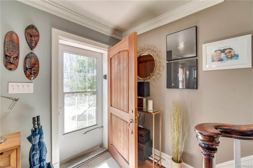 122 Pine Avenue - Photo 1