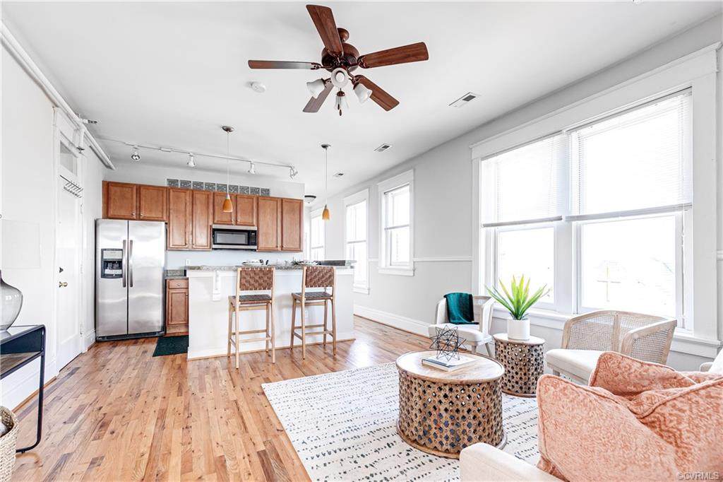 1301 Porter Street - Photo 1