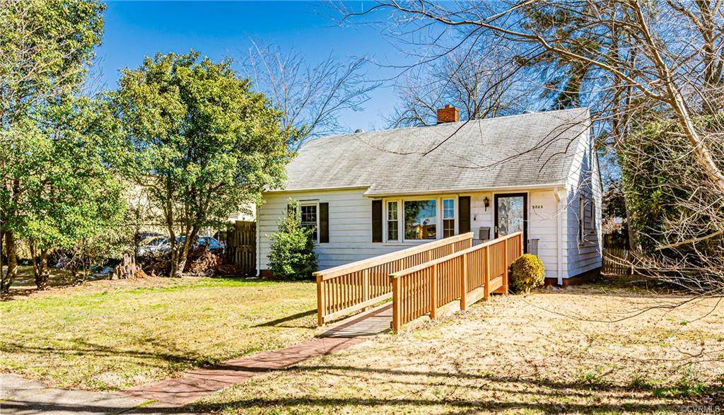 5023 Seminary Avenue - Photo 1