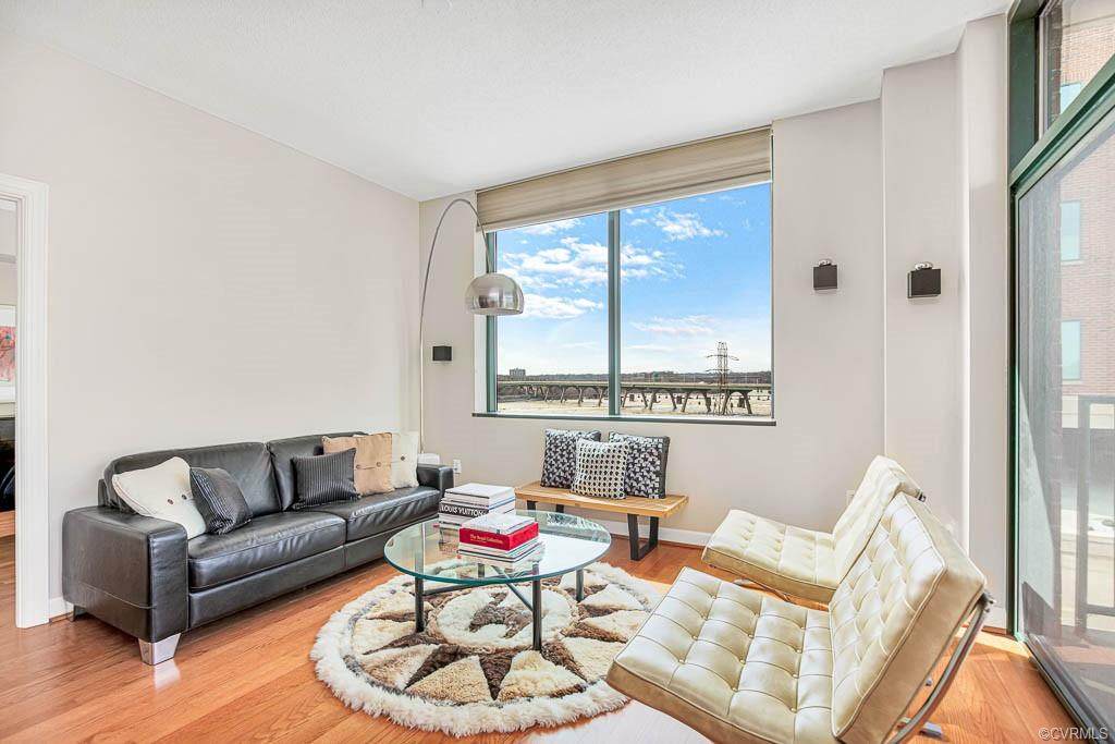 1101 Haxall Point - Photo 1