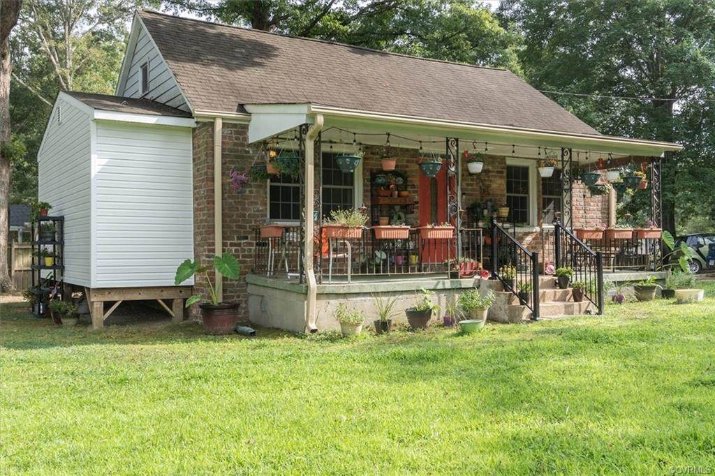 2527 Gravel Hill Road - Photo 1