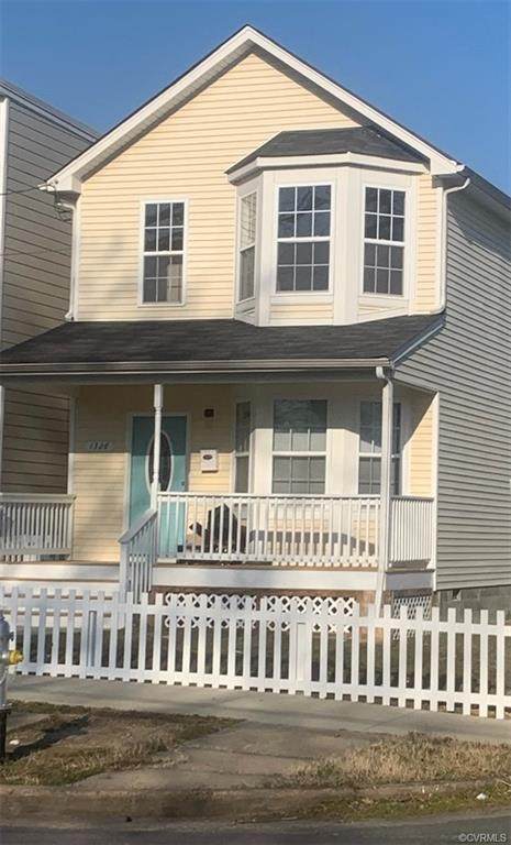 1326 32nd Street - Photo 1